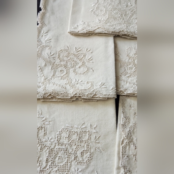 TEN NATURAL LINEN NAPKINS WITH DRAWN THREAD EMBROIDERY - Picture 7 of 7